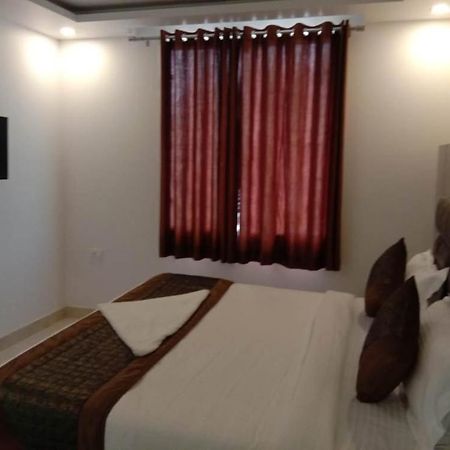 Hotel Broadway Nowe Delhi Zewnętrze zdjęcie