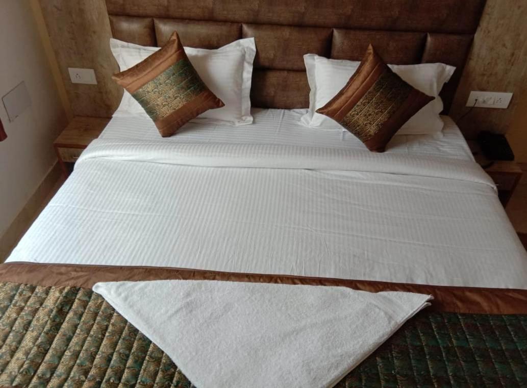 Hotel Broadway Nowe Delhi Zewnętrze zdjęcie